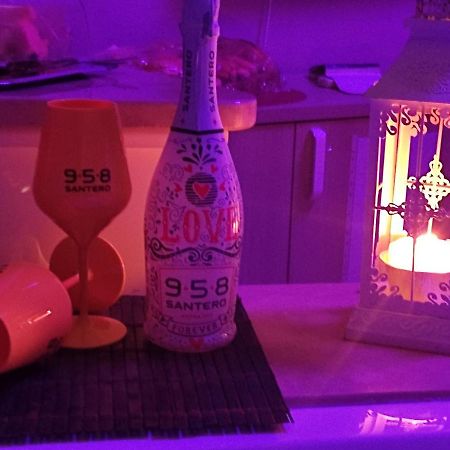 Afrodite Luxury Suite Veglie Bagian luar foto